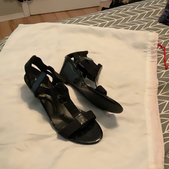 Target patent leather wedge size 8 - Picture 2 of 2